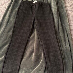 Calvin Klein size 8 pants with pockets